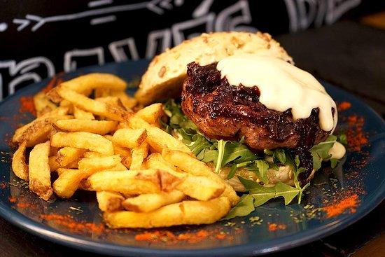 Backson's Fine Burgers and Mussels